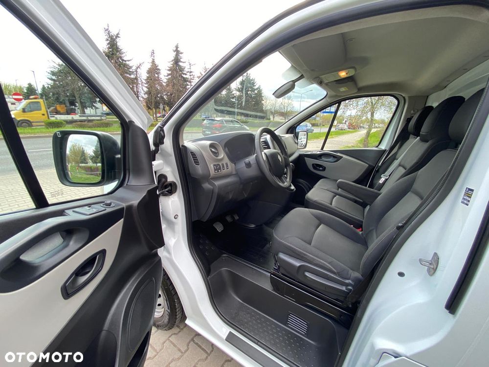 Renault TRAFIC 1,6 DCI 120KM L2 DŁUGI TYLKO 72.000 KM PRZEBIEGU PIERWSZY LAKIER - 32