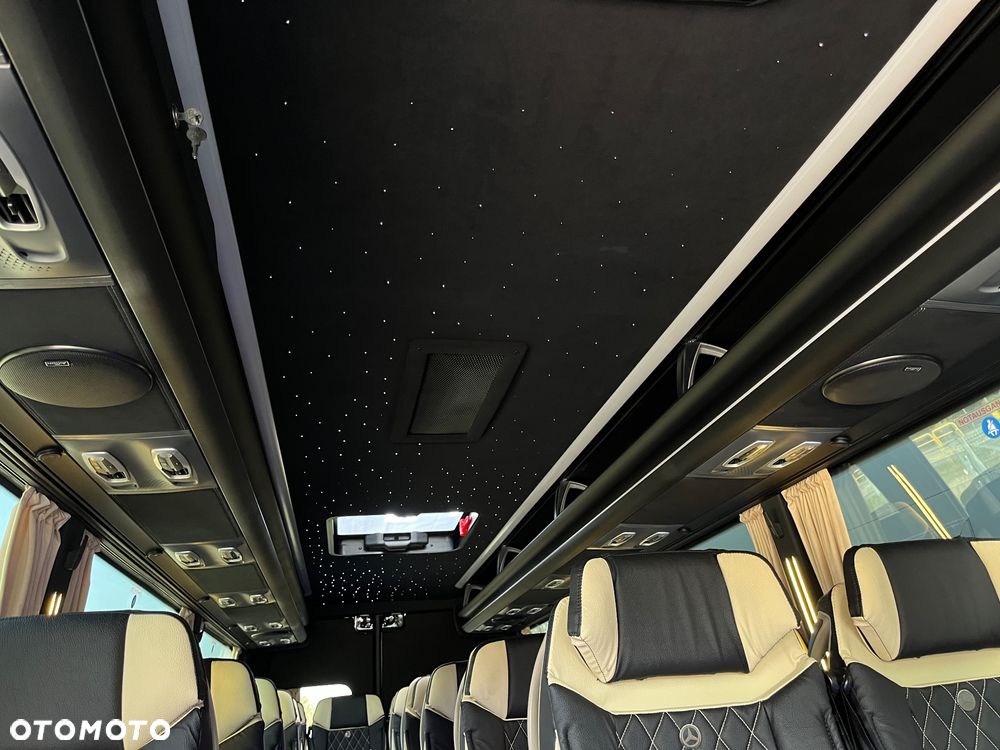 Mercedes-Benz Sprinter 519 - 14