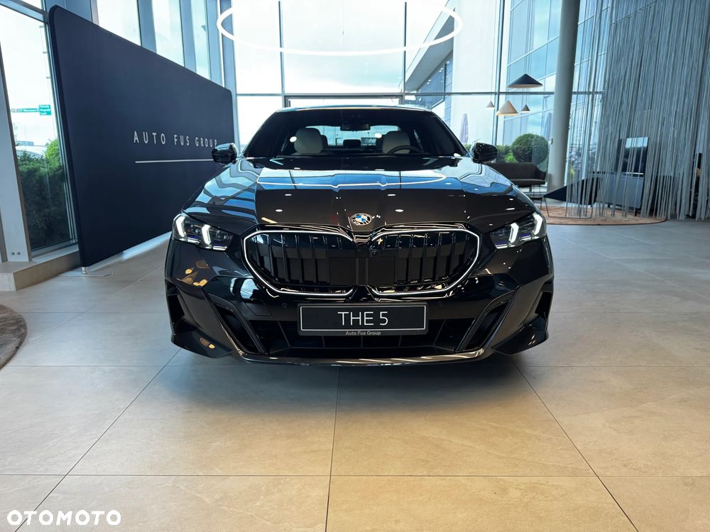 BMW Seria 5 520d xDrive mHEV M Sport Edition - 2