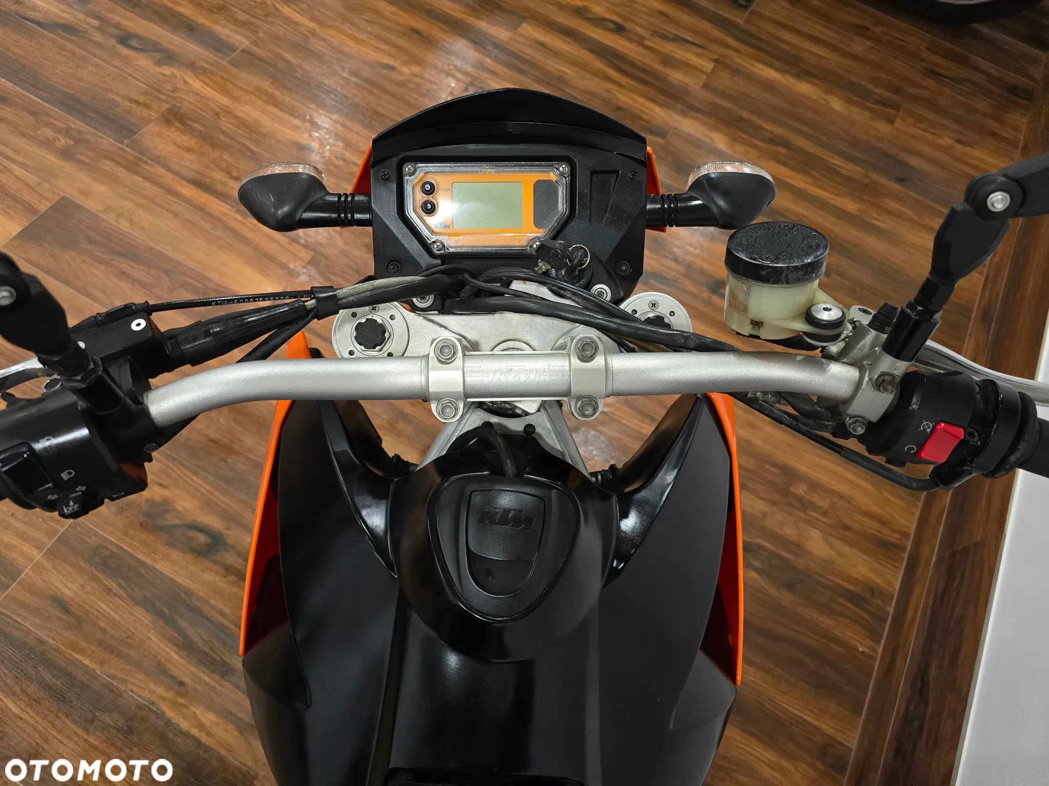 KTM SMC - 8