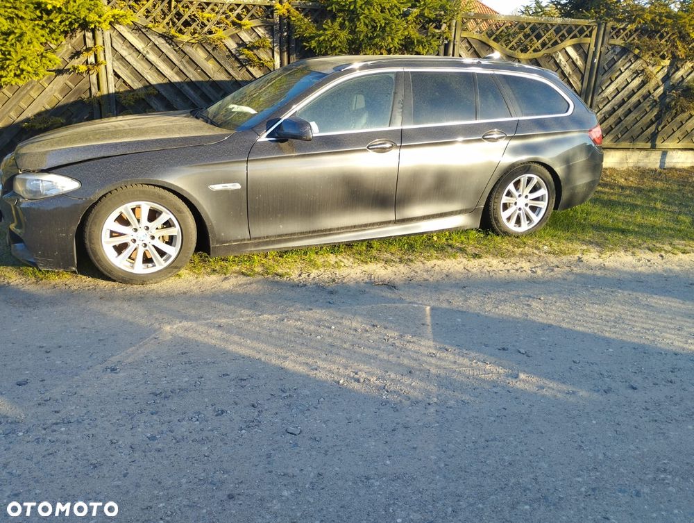 BMW Seria 5 525d xDrive Sport-Aut - 5