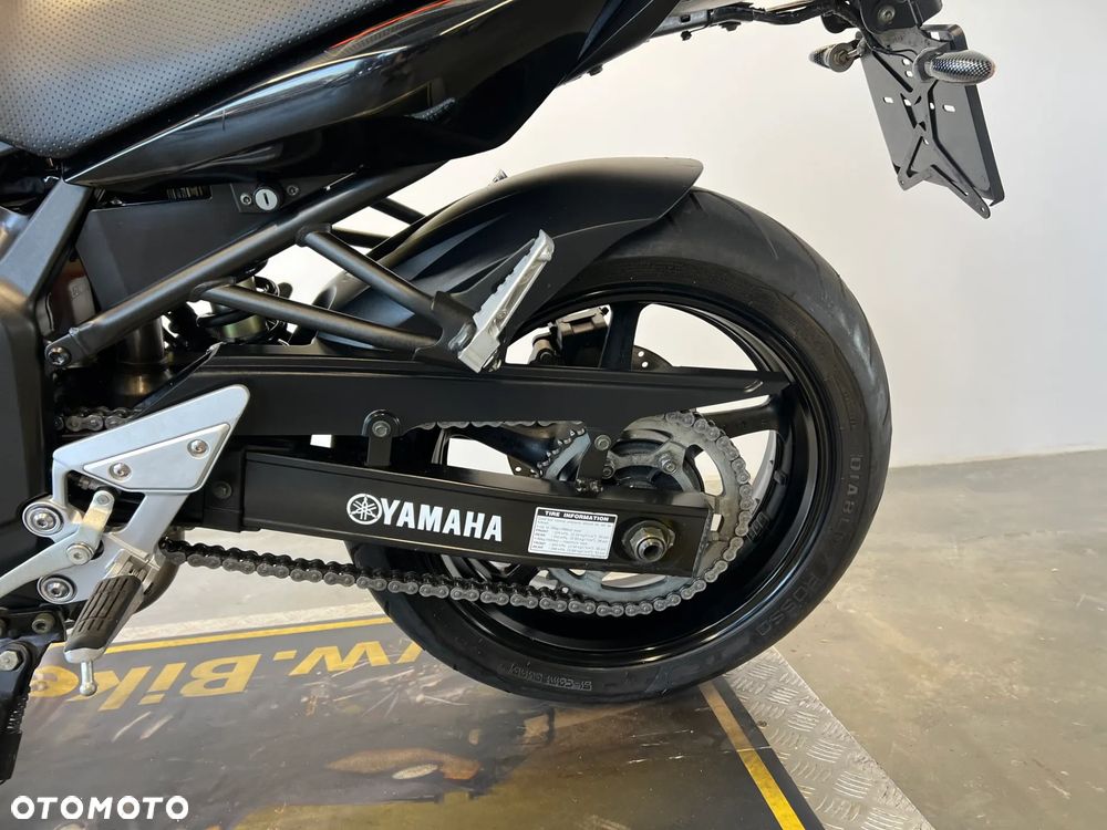 Yamaha FZ6 - 16