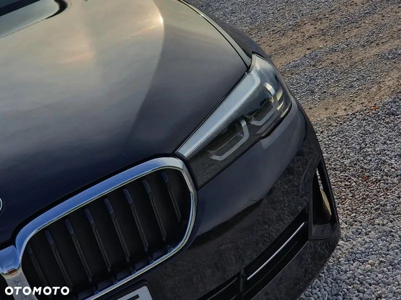 BMW Seria 5 518d - 15