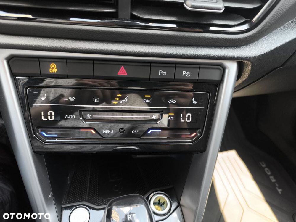 Volkswagen T-Roc - 21