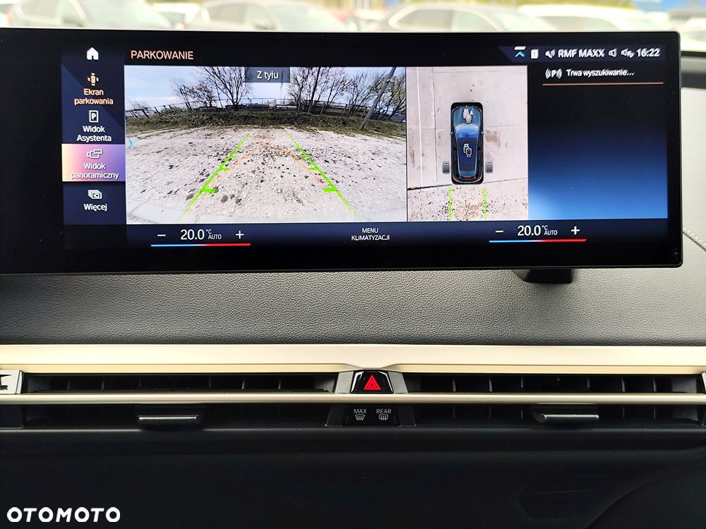 BMW iX xDrive40 76.6kWh Signature - 22