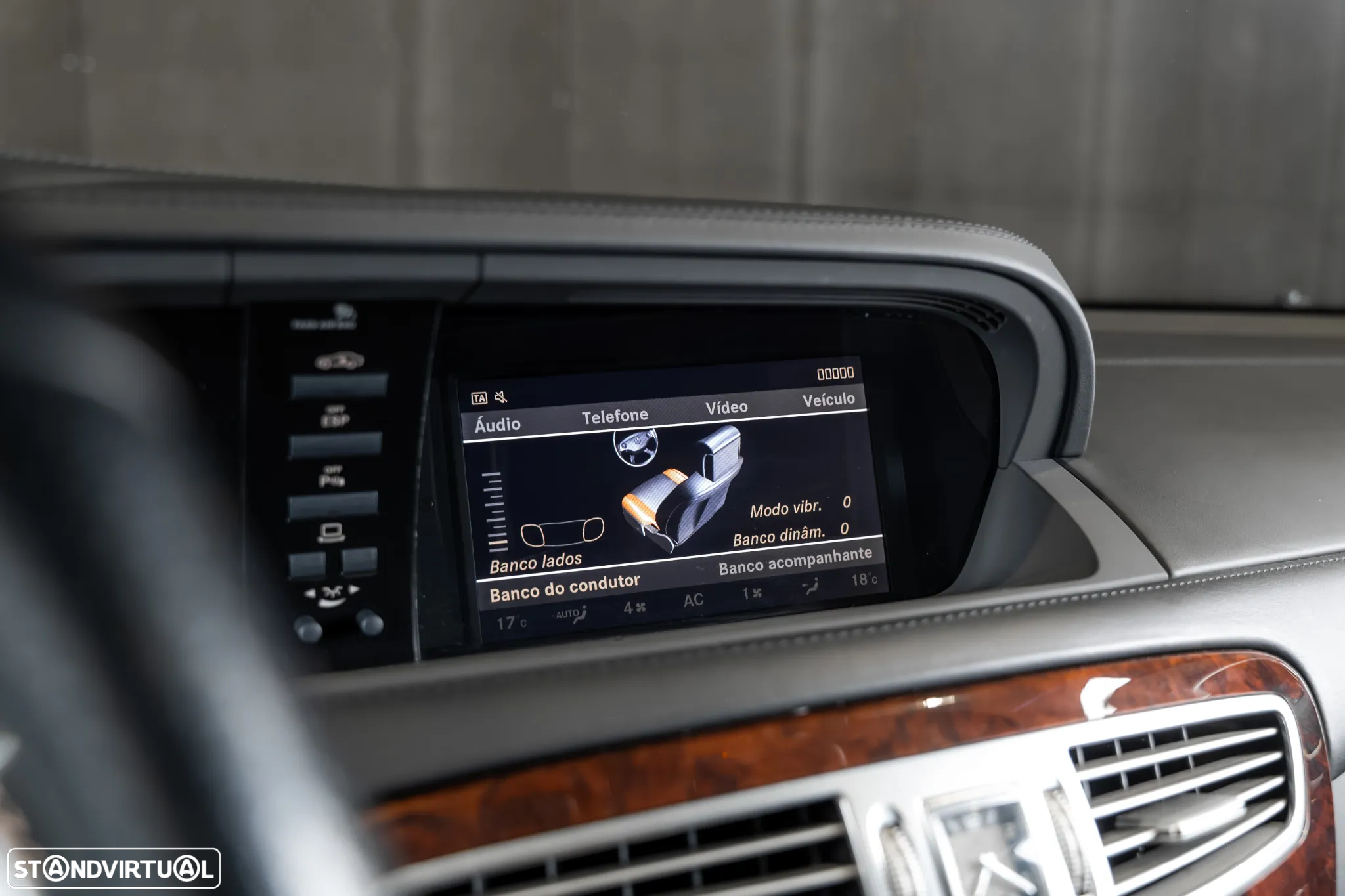 Mercedes-Benz CL 63 AMG Standard - 16