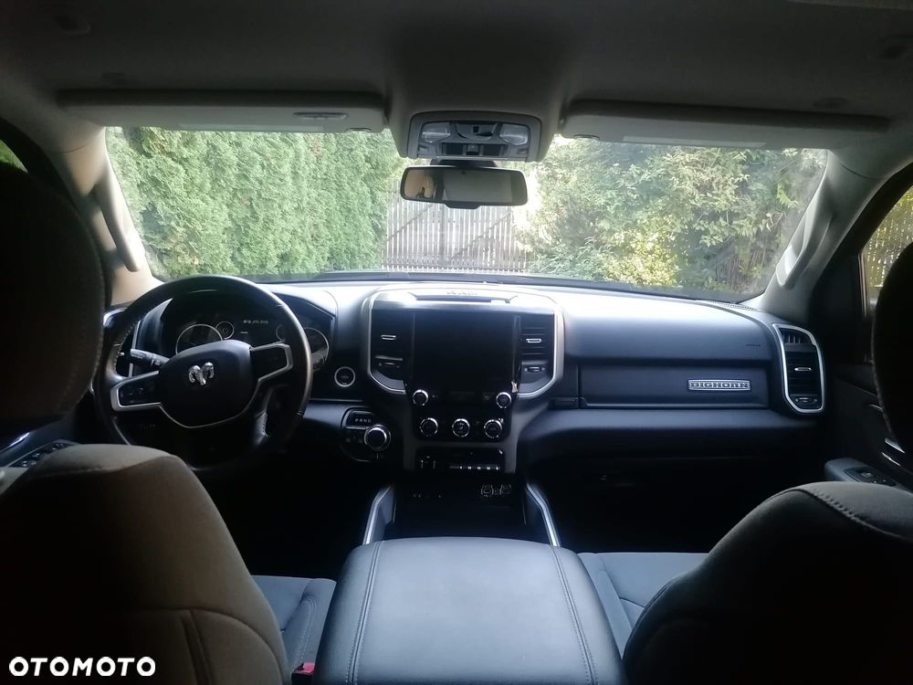 RAM 1500 - 8