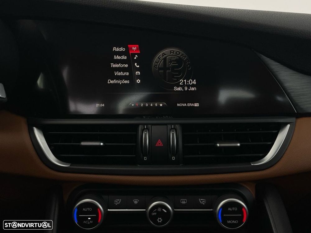 Alfa Romeo Giulia 2.2 D Super AT8 - 15
