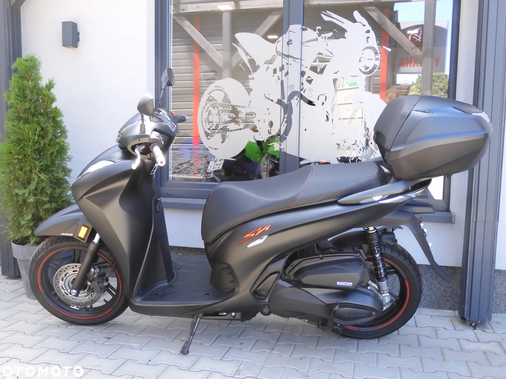 Honda SH - 27