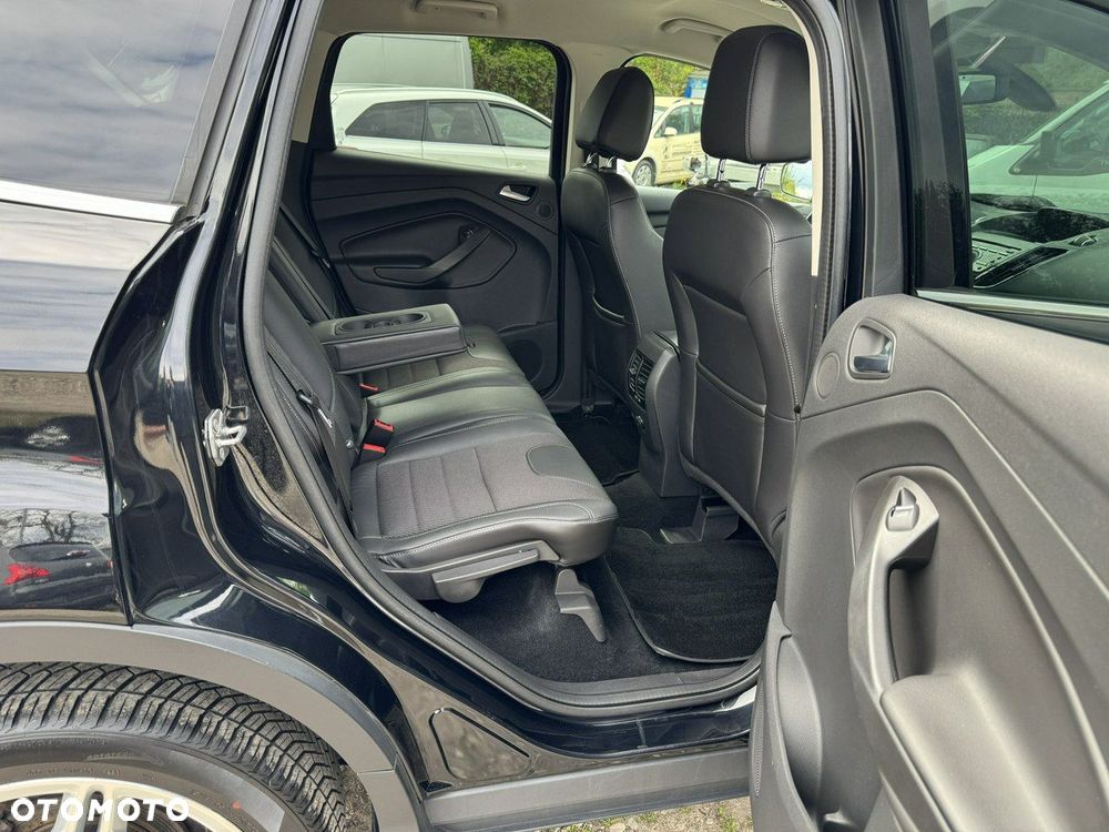 Ford Kuga - 16