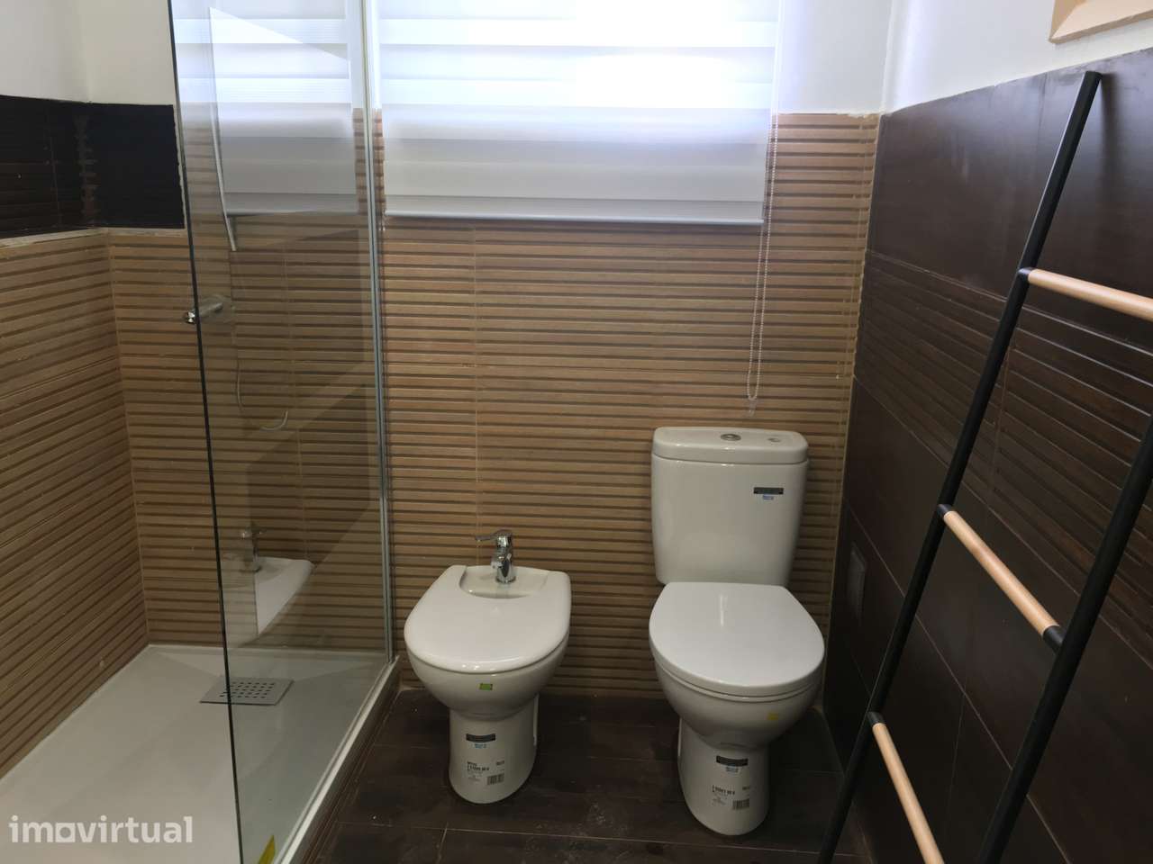 T3 PRONTO a HABITAR com mobília e totalmente equipado - Grande imagem: 3/10
