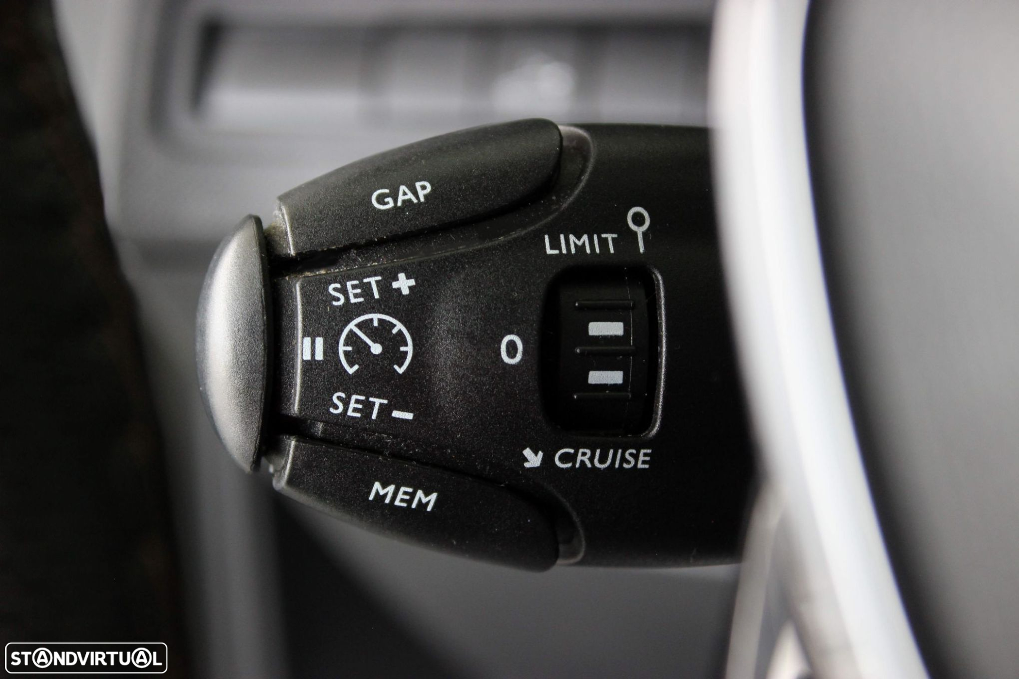 Peugeot 3008 - 21