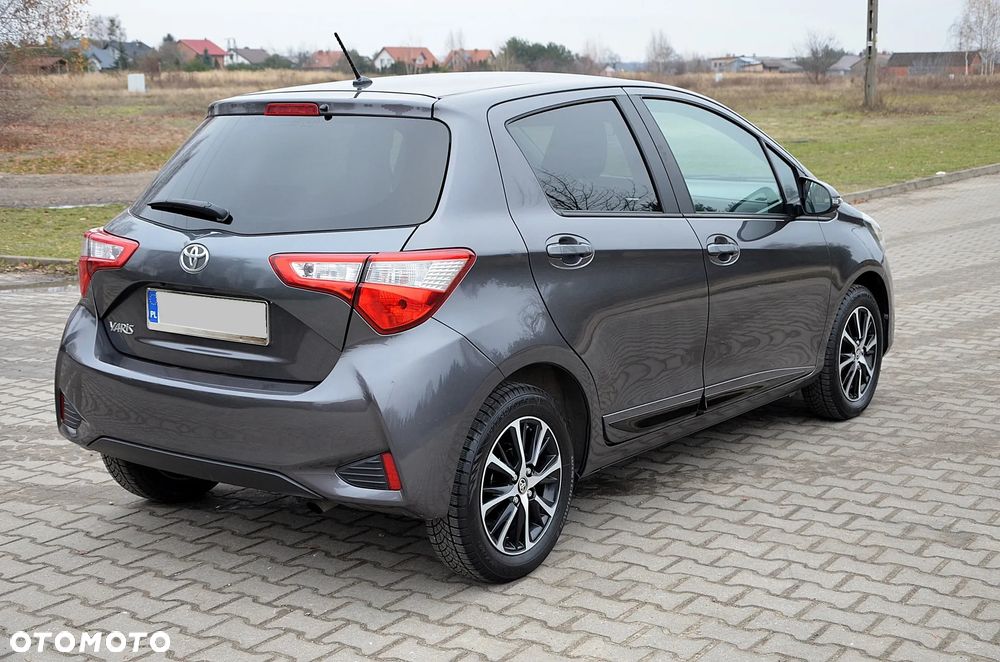 Toyota Yaris 1.5 Premium - 7
