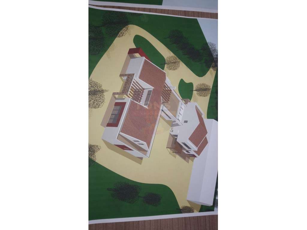 Terreno Com Ruinas - Grande imagem: 5/24