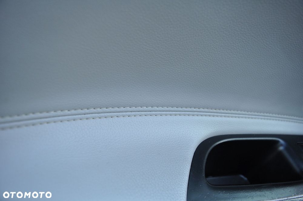 Kia Ceed 1.6 GDI Platinum Edition - 21