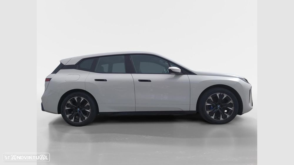 BMW iX xDrive 45 Pack Desportivo - 5