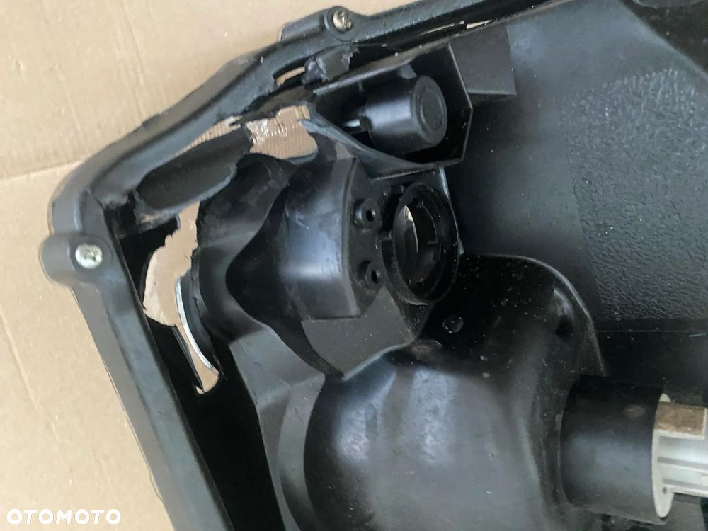SUZUKI CELEIRO LAMPA LEWA PRZEDNIA LED - 5