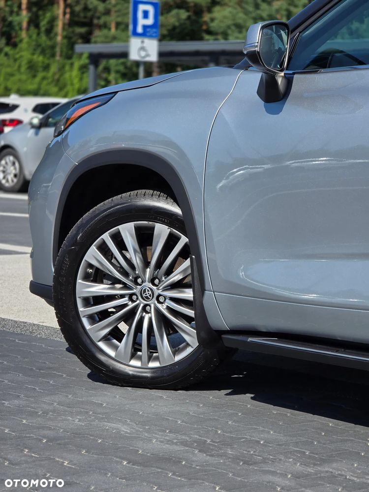 Toyota Highlander 2.5 Hybrid Executive Style - 12