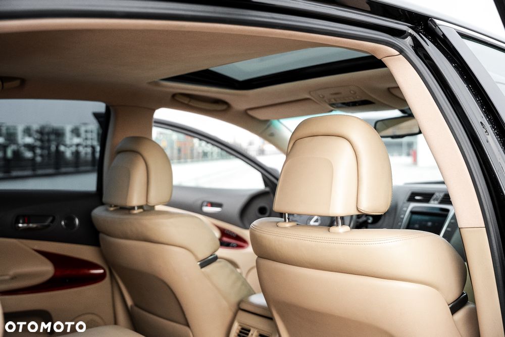 Lexus GS 450h Prestige + - 36