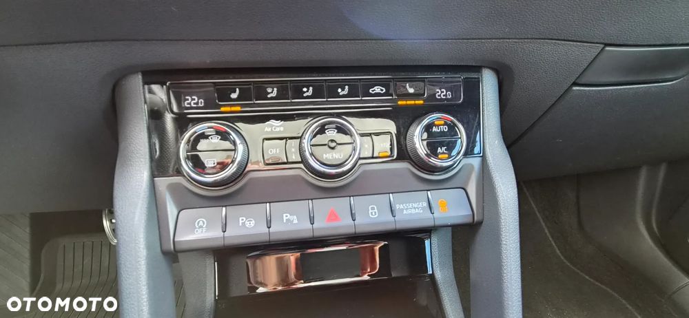 Skoda Karoq 1.5 TSI ACT 4x2 Sportline DSG - 4