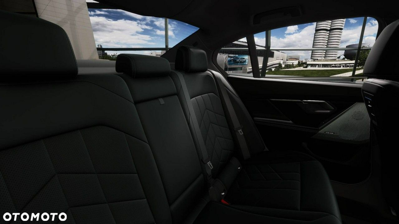 BMW Seria 5 - 16