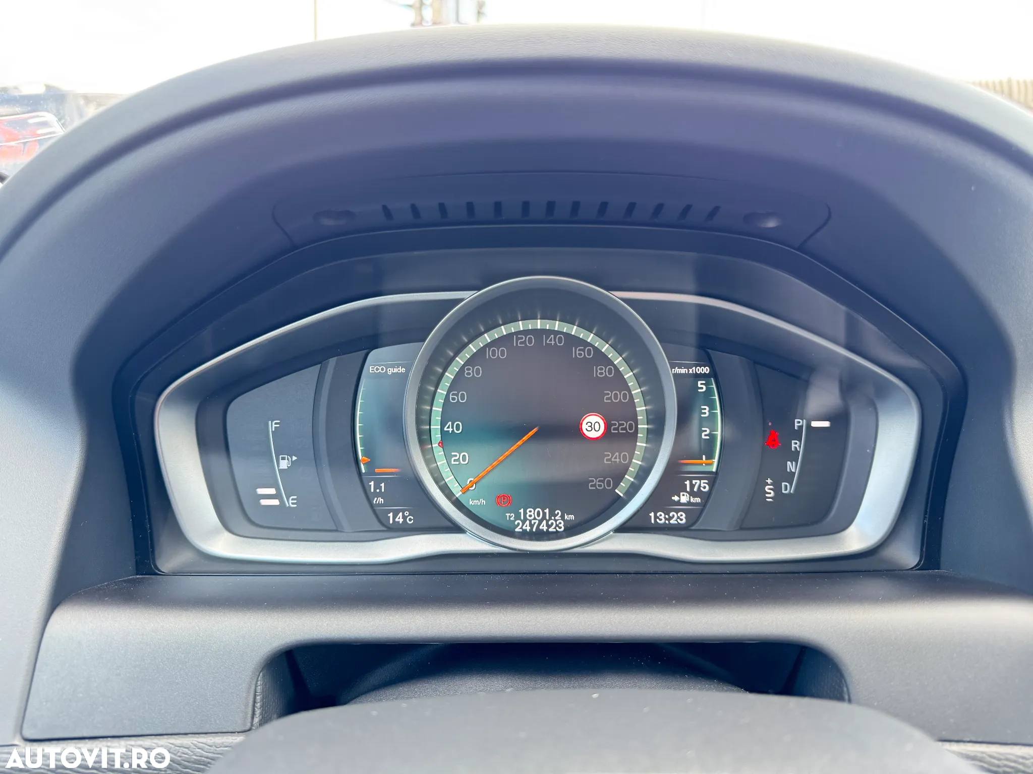 Volvo XC 60 D3 Geartronic Summum - 18
