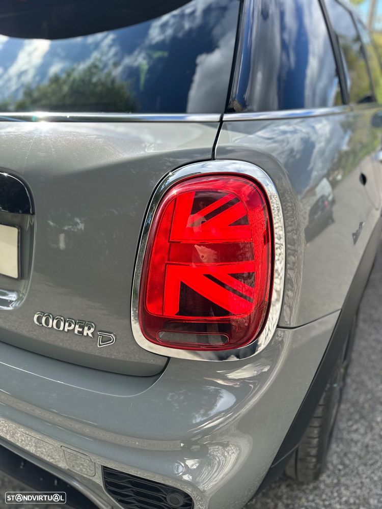 MINI 5 Portas Cooper D Auto - 17