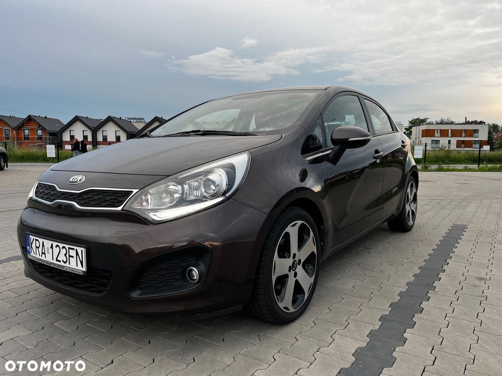 Kia Rio - 1