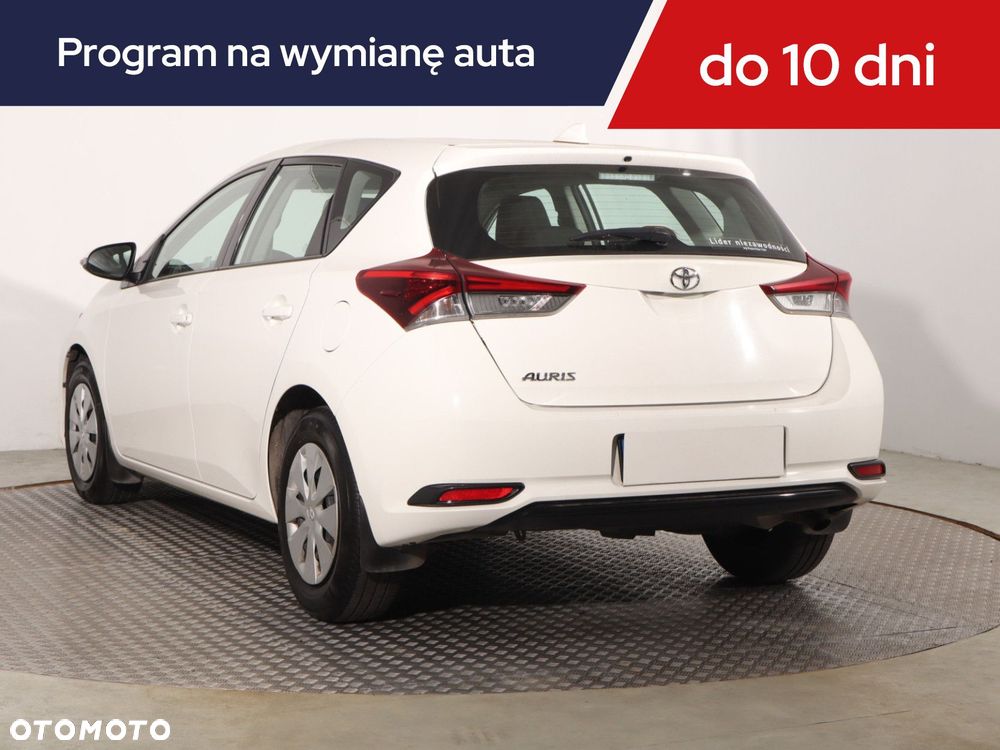 Toyota Auris - 6