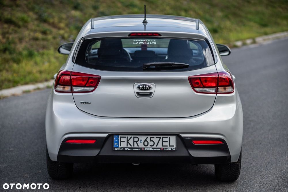 Kia Rio - 14