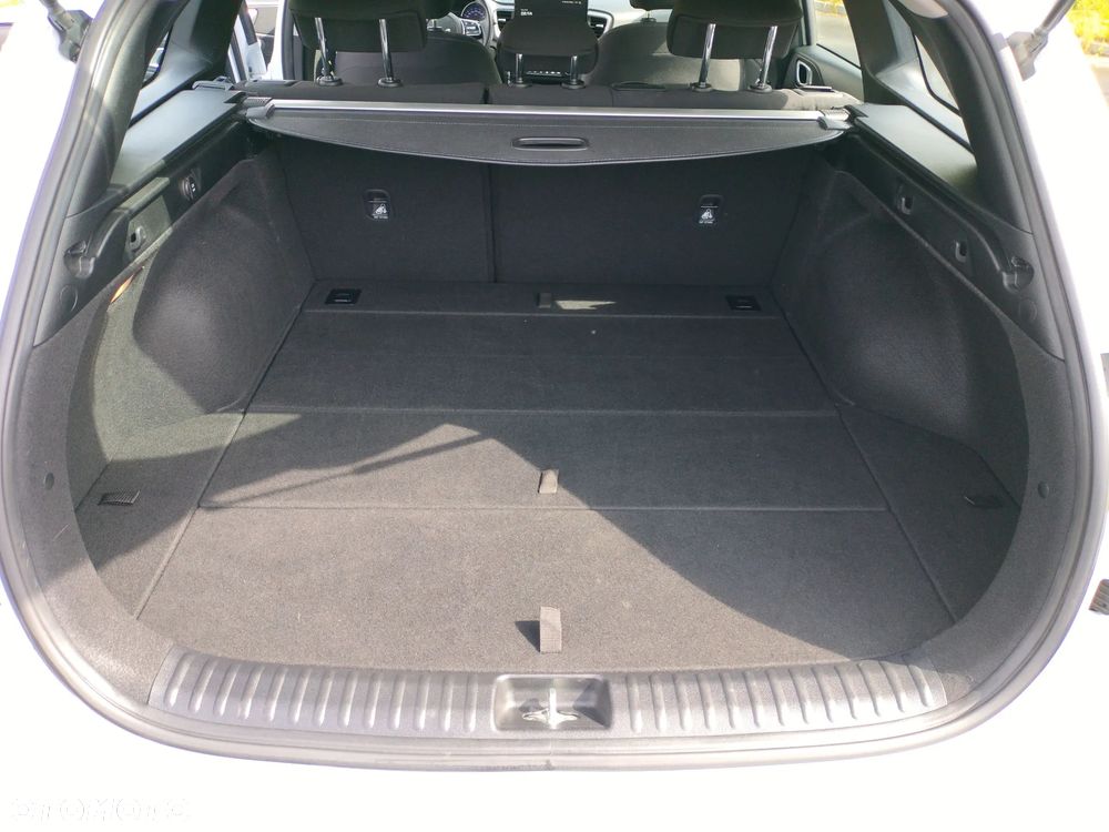 Kia Ceed 1.5 T-GDI M - 17