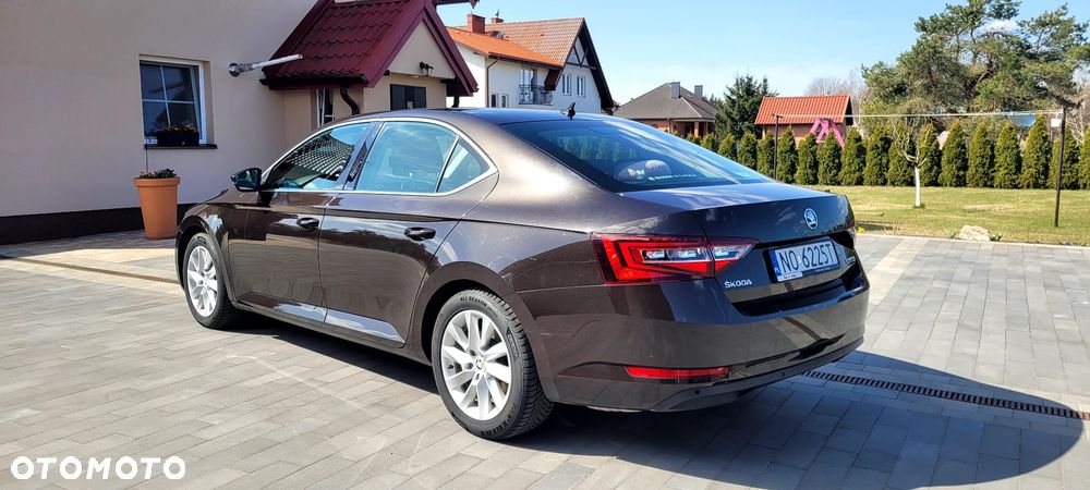 Skoda Superb 1.5 TSI ACT Ambition - 5