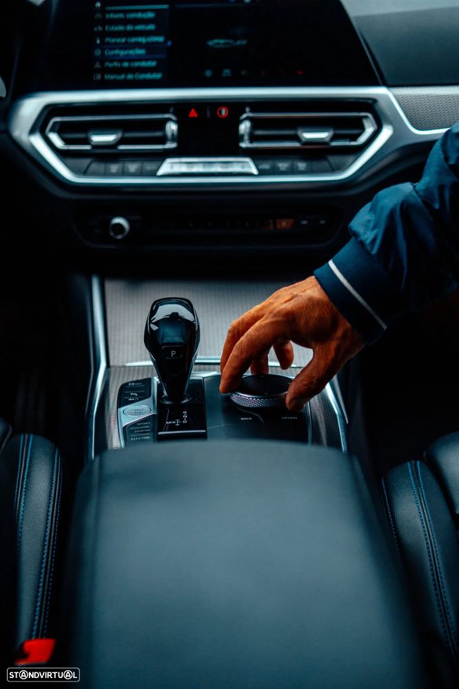 BMW 330 e Pack M Auto - 13