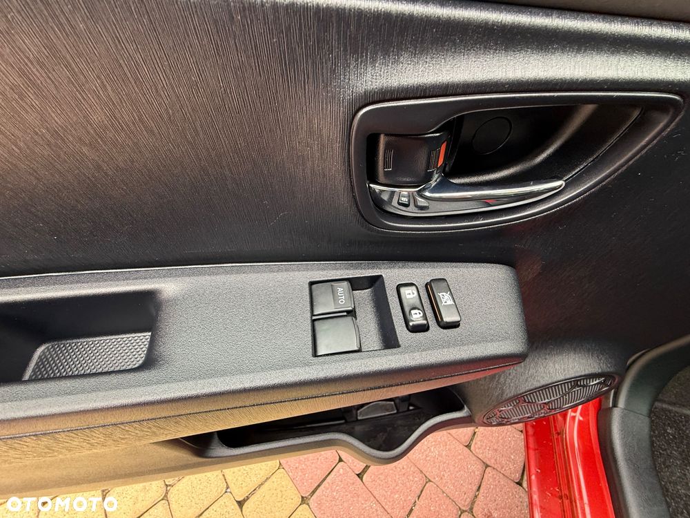 Toyota Yaris 1.33 VVT-i Life - 21