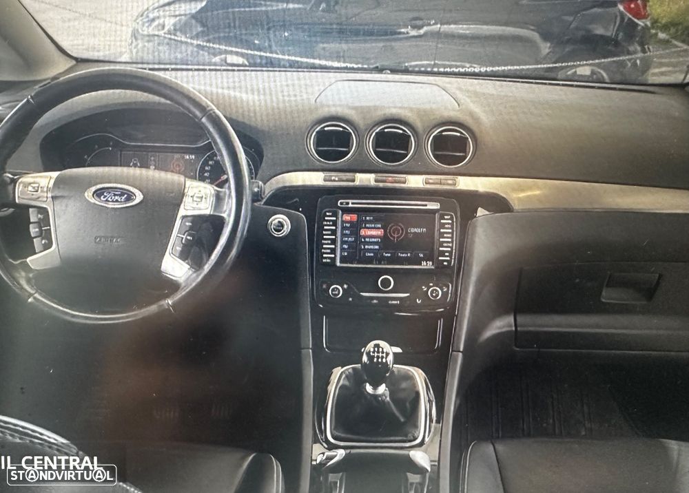 Ford S-Max 2.0 TDCi Titanium 7L - 6