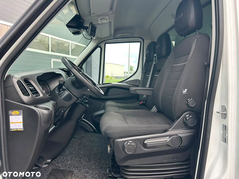 Iveco Daily 50C18 35C18 Hi-Matic 3.0 HPI Kontener 11 palet + winda 750kg **Climatronic**Serwis**Sprowadzony**2022R** - 11