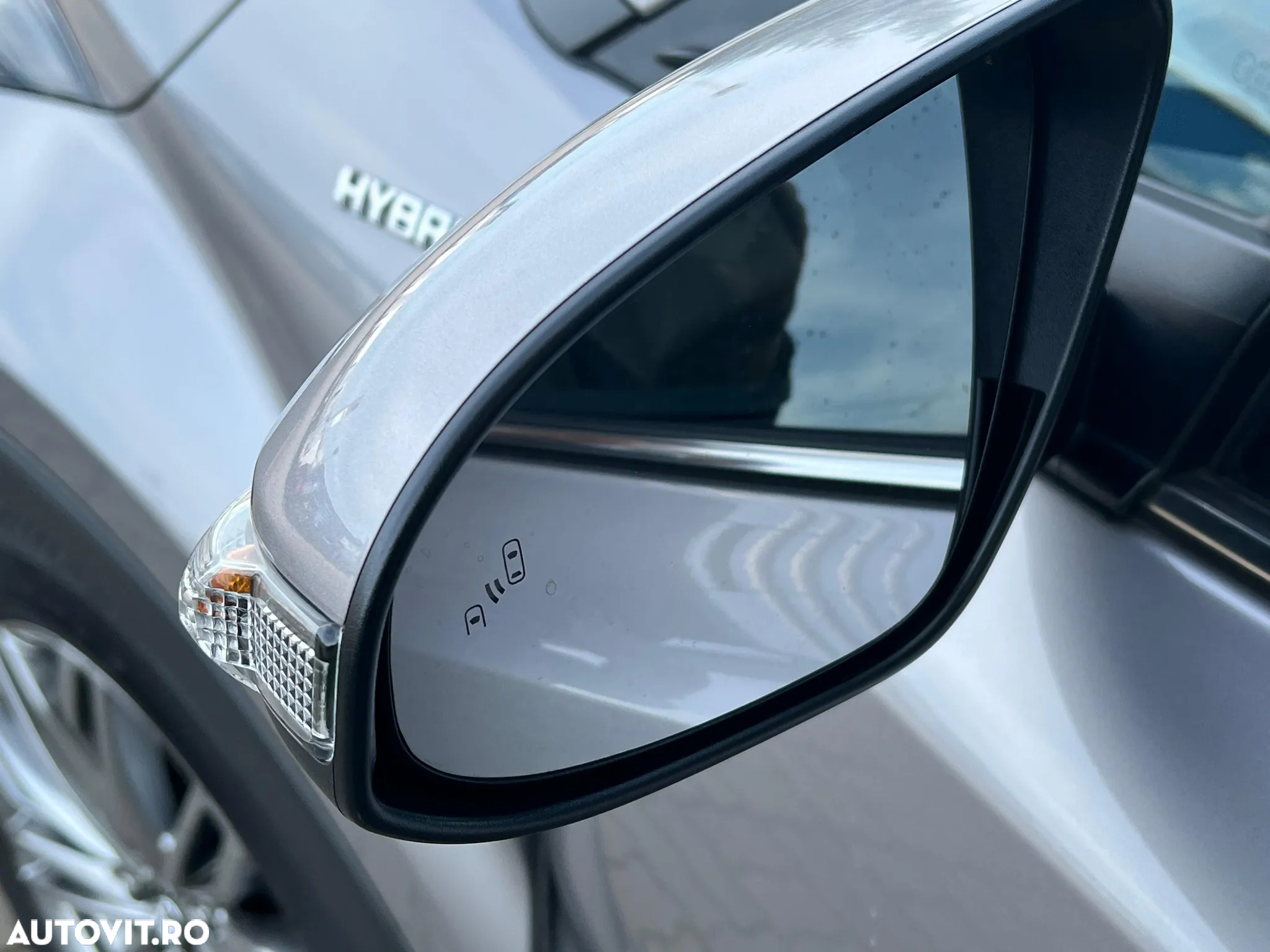 Toyota C-HR 2.0 HSD 184 CP 4x2 CVT Classy - 26