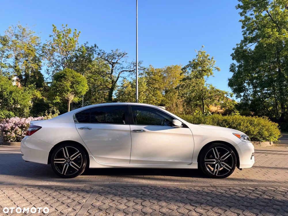 Honda Accord - 4