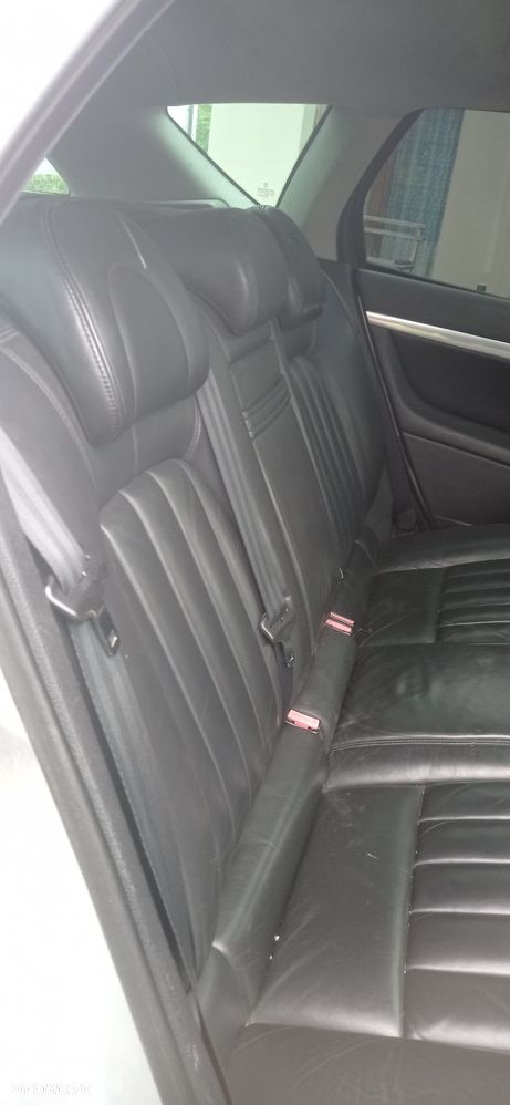 Peugeot 407 - 2