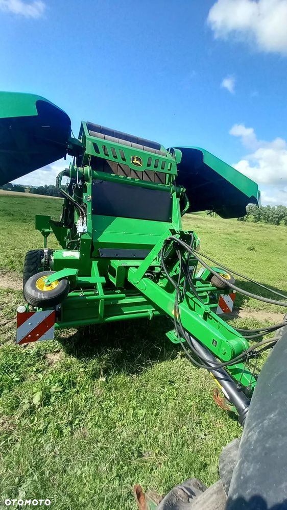 John Deere V451M - 15