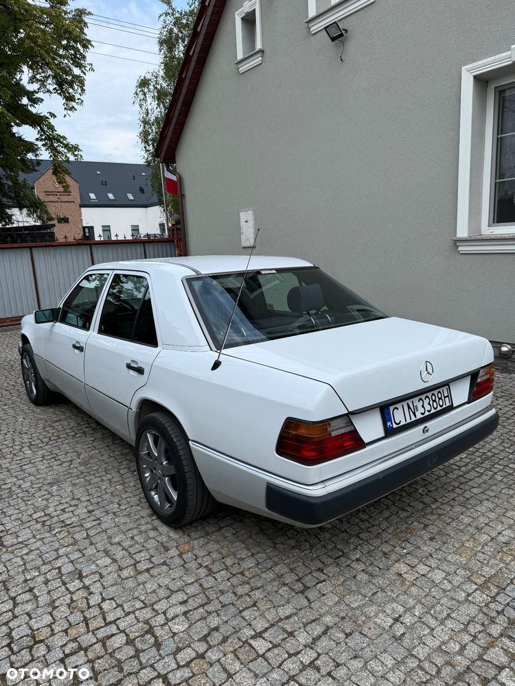 Mercedes-Benz W124 (1984-1993) - 3