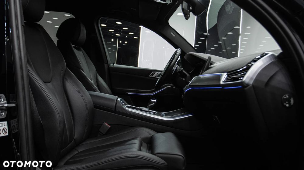 BMW X5 xDrive25d - 22