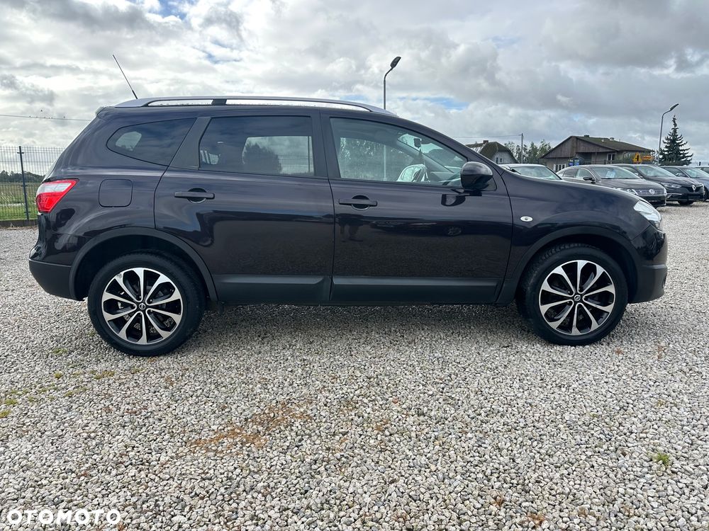 Nissan Qashqai+2 - 6