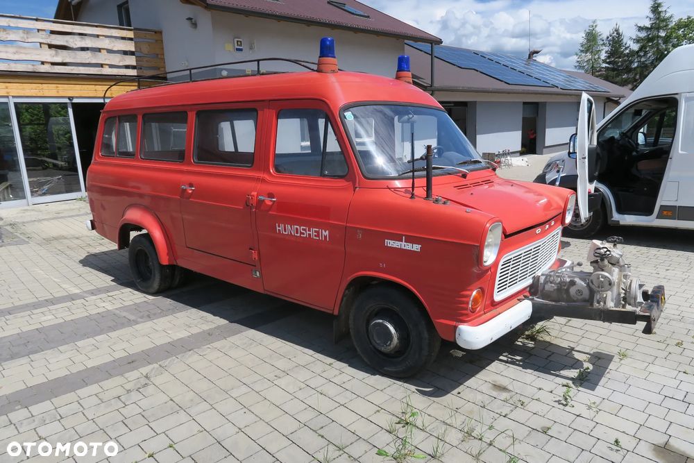 Ford Transit 150 - 1