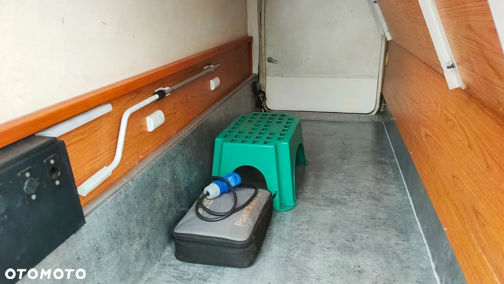 Ford Transit 7/osobowy /XGO - 14