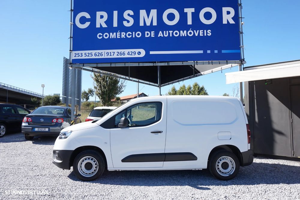 Toyota Proace City 1.5D 102 3 lug. Comfort IVA dedutível - 1