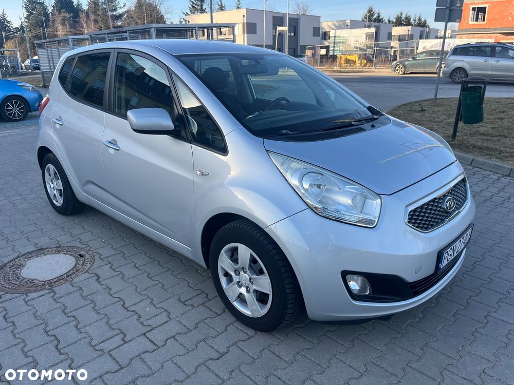 Kia Venga 1.4 CRDi 90 Attract - 1