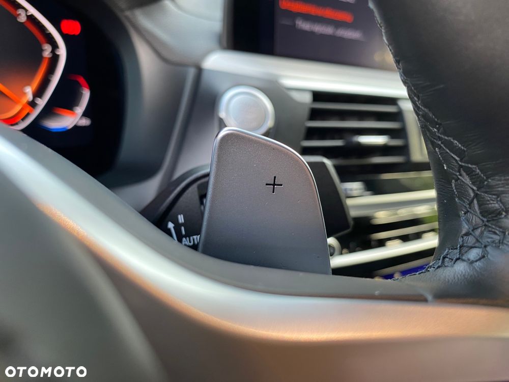 BMW X4 xDrive20d Edycja M Sport - 31