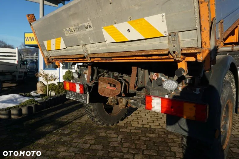 Mercedes-Benz Unimog U 300 4x4 Blokada Mostu wywrotka - 9