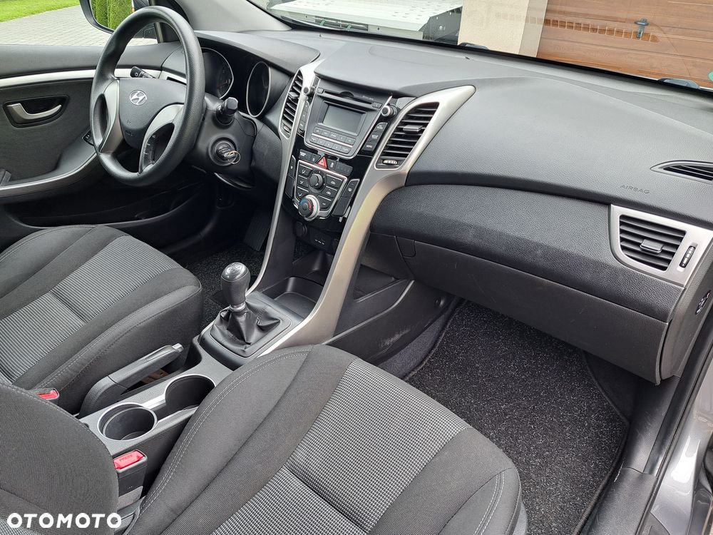 Hyundai i30 1.4 Advantage - 10